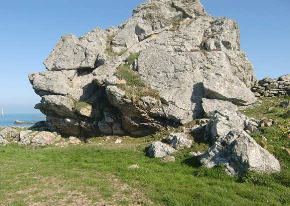 Ancien conduit de geyser obstrué par du quartz